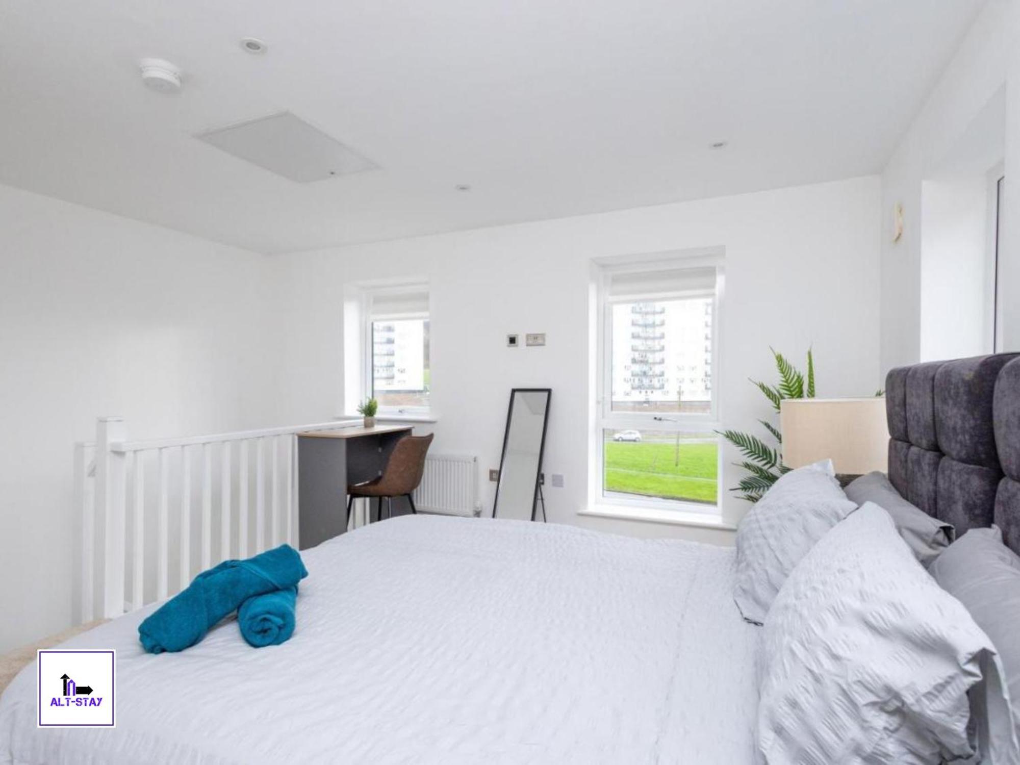 Alt-Stay - Modern 2-Bed With Ev Supply Equipment & Parking - Near Ring Road & M621 - Perfect For Contractors, Families & Long Stays Horsforth Extérieur photo